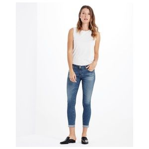 AG SZ 28 STILT ROLL-UP JEANS